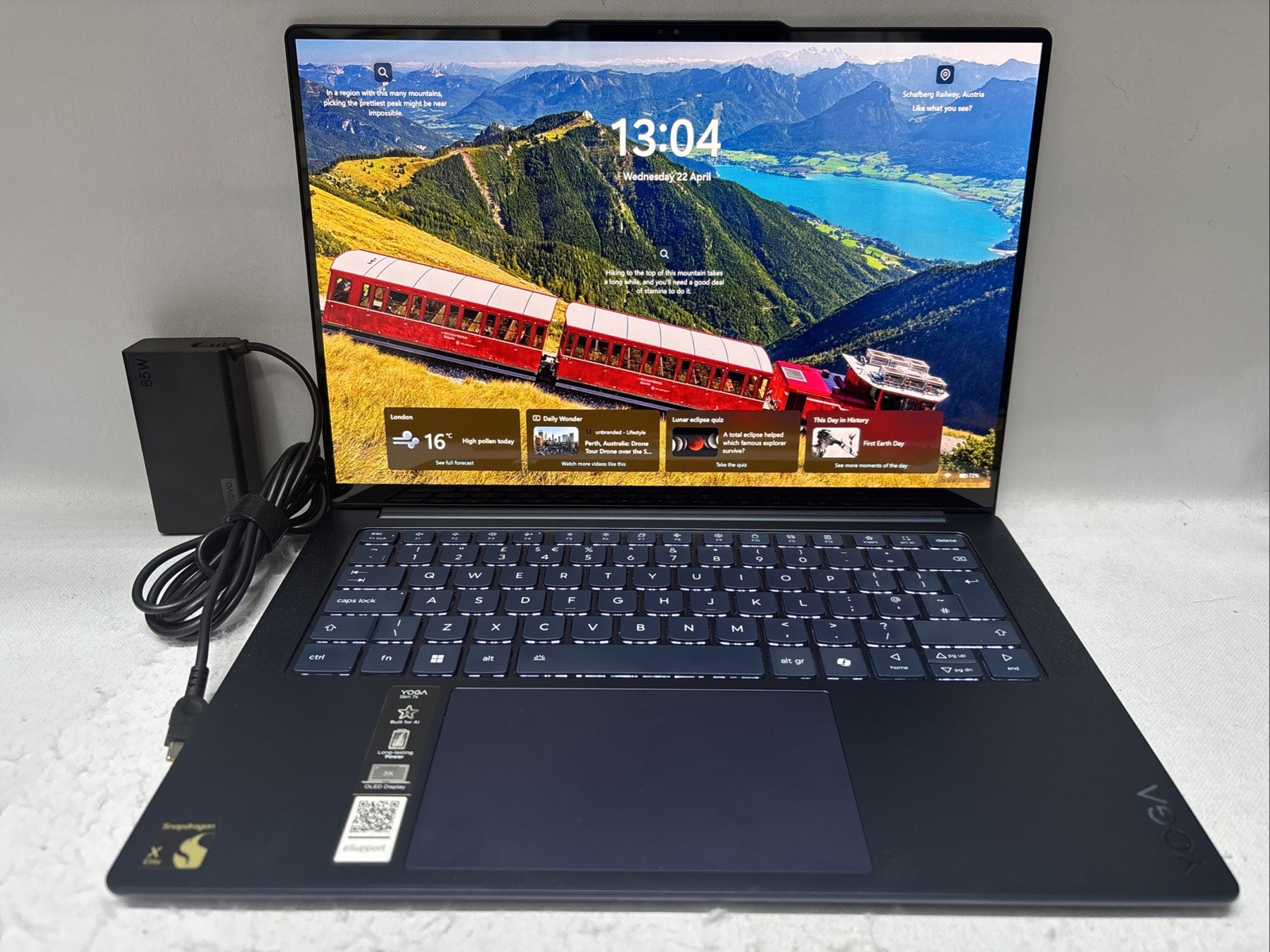 Lenovo Yoga Slim 7 14Q8X9 14.5"" OLED Touchscreen Laptop 16GB RAM 1TB SSD Blue