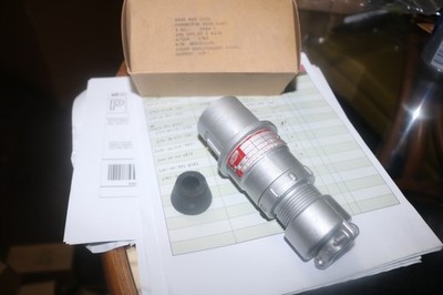 NOS Killark KP-2303-D35 2W 3P  30 Amp 230 volt 3 prong connector