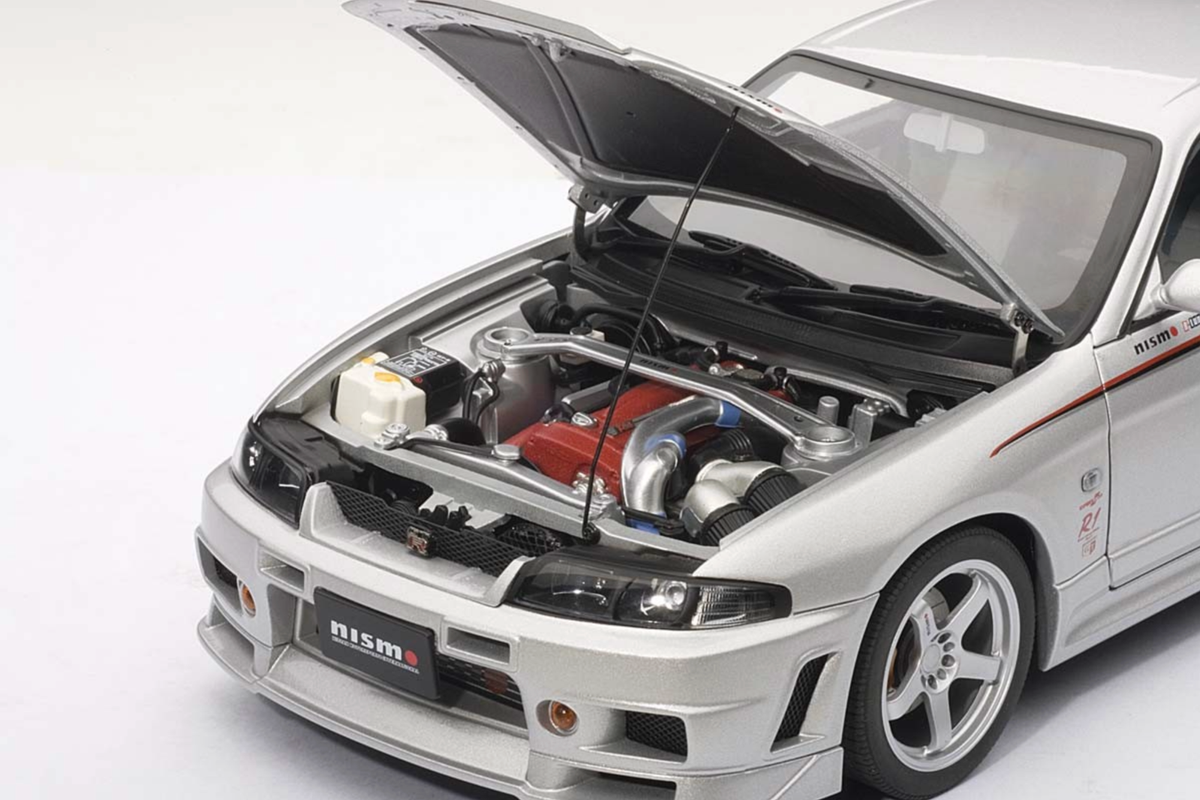 ミニカー Nissan Skyline GT-R (R33) V-Spec R-Tune NISSAN SKYLINE GT-R R33 V-SPEC CAR MODEL KIT #046273 ID-39 1/24