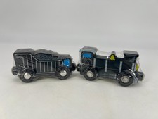 Melissa  Doug Wooden Magnetic Train Steam Engine 1470  Coal Tender 1109 Set