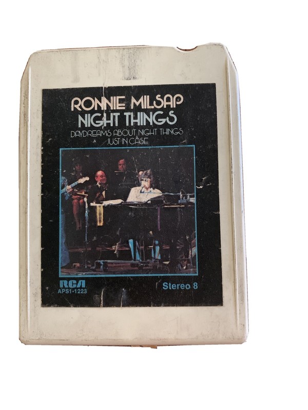 Ronnie Milsap Night Things 8 track, RCA APS1-1223, 1975