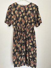 Vtg Unbranded Black Muted Earth Tone Floral Elastic Waist Soft Pleat Sun Dress