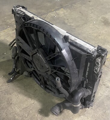 BMW Series E90 OEM Radiator & Cooling Fan 11074810 | eBay 