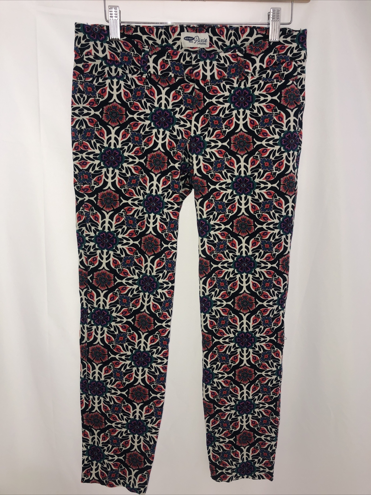 Old Navy Women's Size 2 Pixie  Pants - image 1