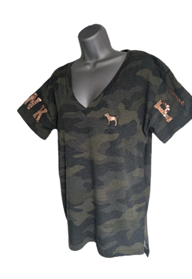 CAMISA VICTORIA SECRET ROSA PERRO CUELLO EN V CAMUFLAJE ORO ROSA LENTEJUELAS LOGO talla Pequeña 0364 Foto 2 de 3
