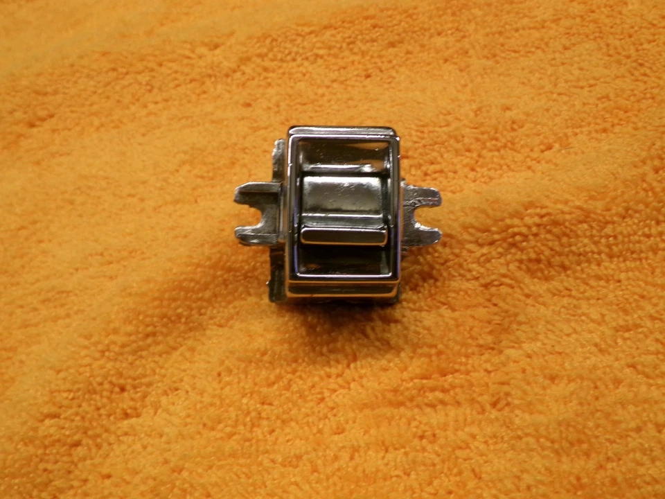 1971 1975 1979 CADILLAC WINDOW NORMAL LOCK SWITCH CONTROL MASTER PANEL DEVILLE - - Image 4 of 4