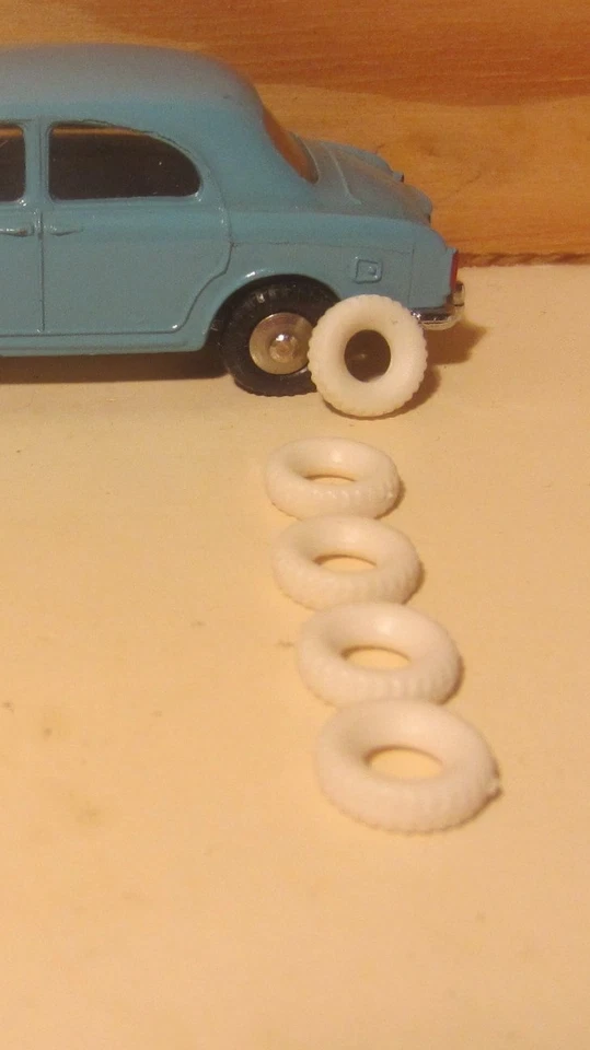 047b. MERCURY 1/48- 5 Gomme replica / Replica Tyres/Pneus replica (small models) - Immagine 4 di 4