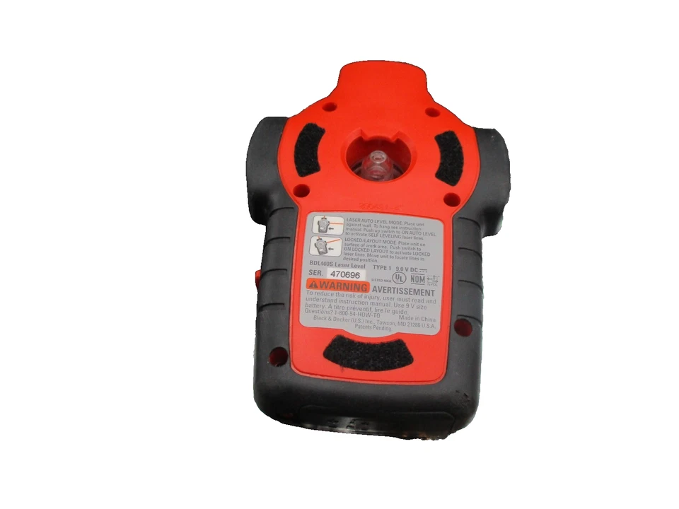 Black & Decker CROSSHAIR 90 degree Auto Laser Level BDL400S W/ Case & accessorie - Image 2 of 3