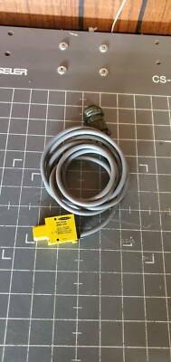 Banner Mini Beam Sensor, SM312D / 10-30VDC