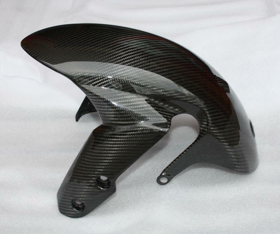 Garde boue avant carbone GSXR 1000 pour la protection sur piste et route