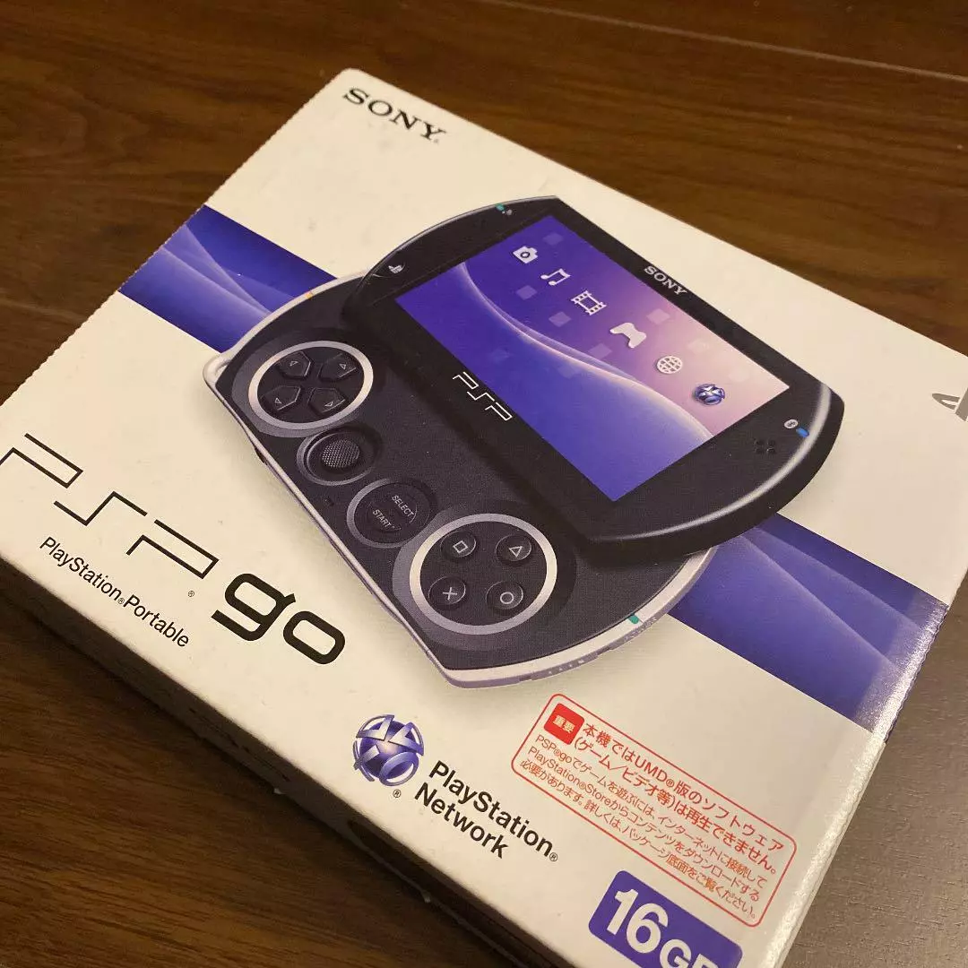 PSP Go PlayStation portable Piano PSP-N1000 Boxed From Japan