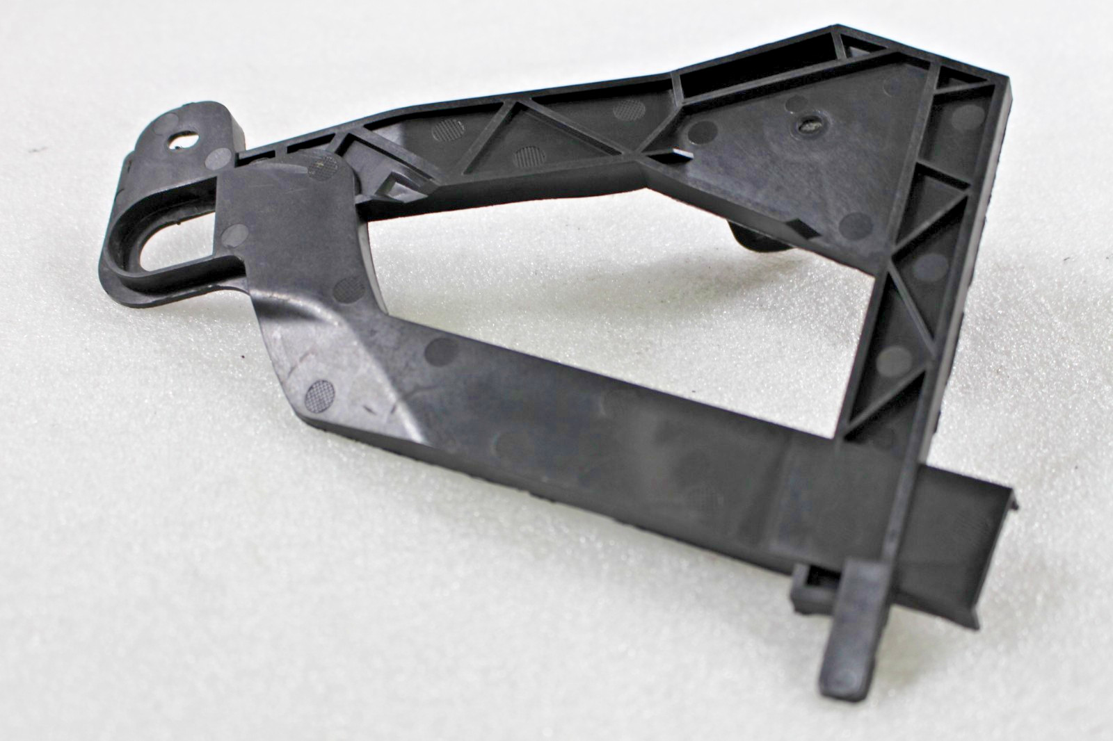 McLaren 720s, RH, Right, Headlamp Mount Bracket, Used, P/N 14A4696CP