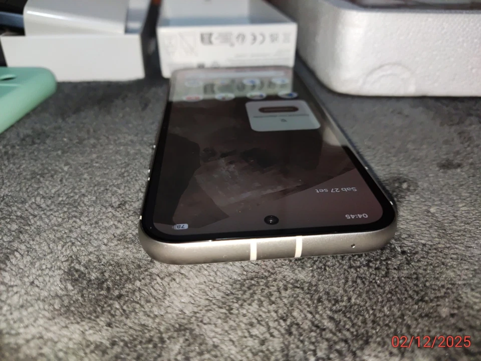 Google Pixel 8A 5G 8/128gb porcelain white + alimentatore originale + accessori  - Immagine 4 di 4