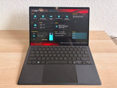 ASUS ROG Flow Z13 GZ302EA | 32GB RAM | 13.4'' | 1TB SSD | AMD Ryzen AI Max+ 395