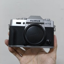 Fuji Fujifilm X-T10 16.3MP Mirrorless Digital Camera Body Only - 95% New