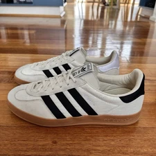 Adidas Gazelle Indoor Shoes Cream White Black Sand VGC Size US 10
