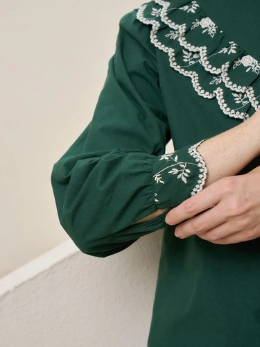 Celia Vintage Embroidered Lace Contrast Panel Cotton Blouse Size Medium - Picture 4 of 11