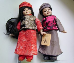 victoria's collectibles dolls