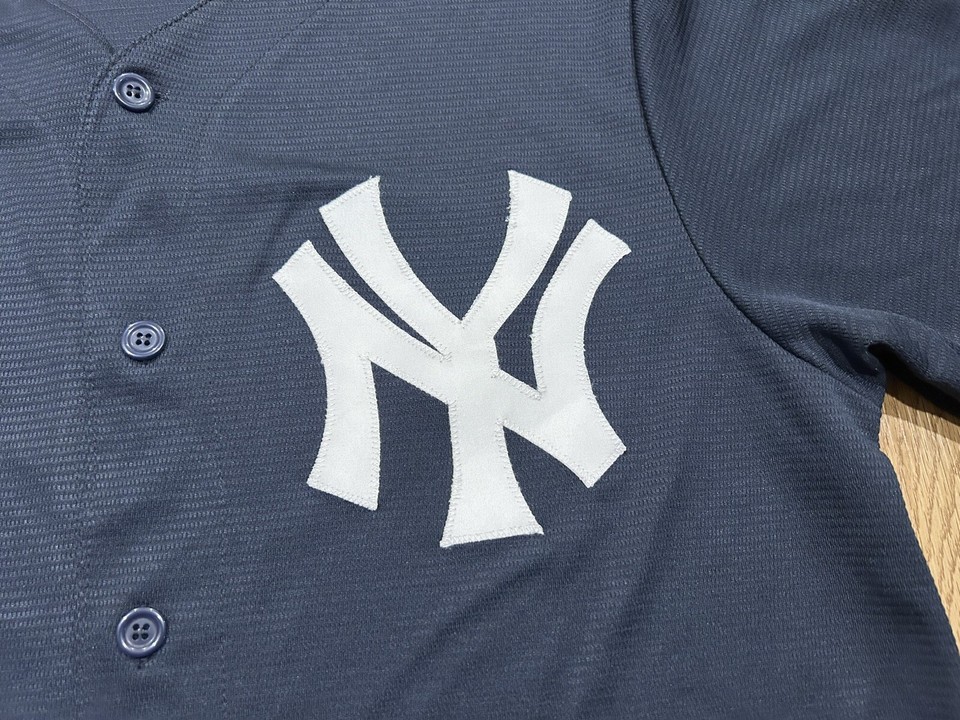 New York Yankees Jersey Men’s Navy Blue Majestic MLB Big Logo Baseball