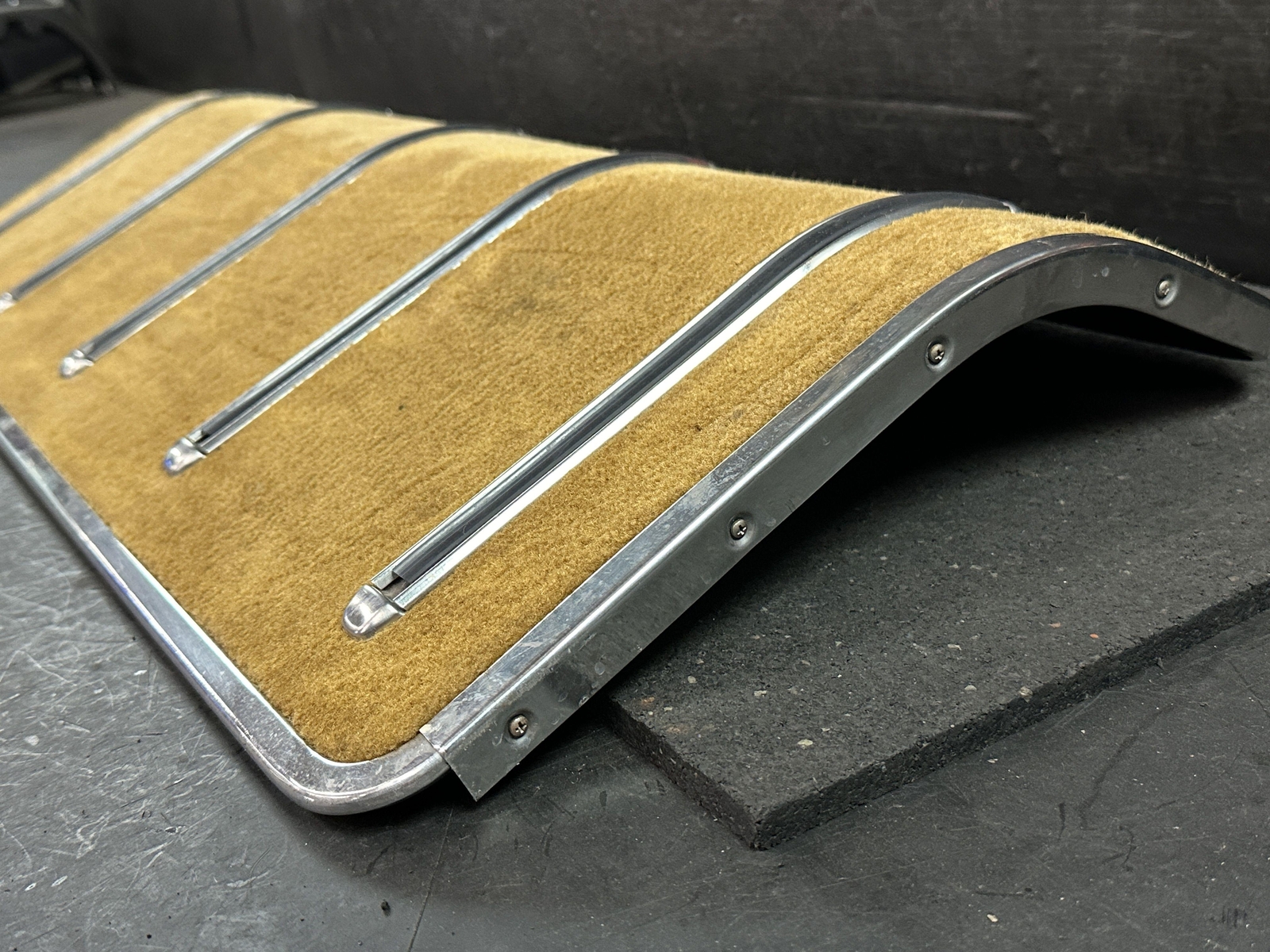89-91 CHRYSLER TC MASERATI BACK SEAT STORAGE COVER LID TAN