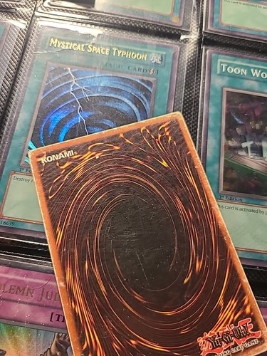 YuGiOh Solemn Judgment MRD-127 1st Edition - Moderately Played - Picture 7 of 8