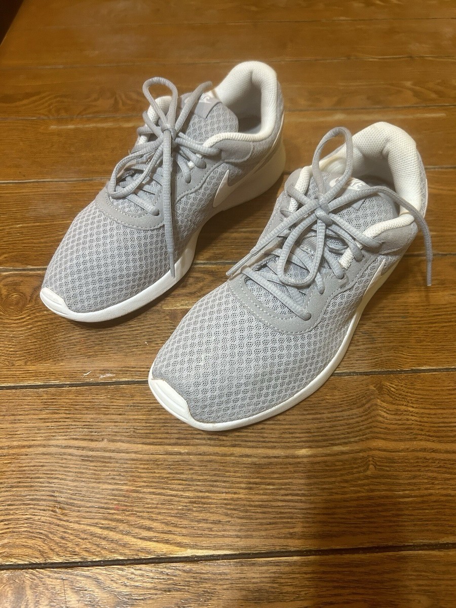 womens grey tanjun nike