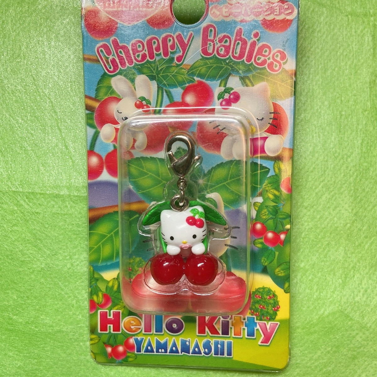 今日まで　新品　SANRIO HELLO KITTY 2005 日本限定 Rare Hello Kitty Cherry Babies 2005 Charm Gotochi Yamanashi Sanrio