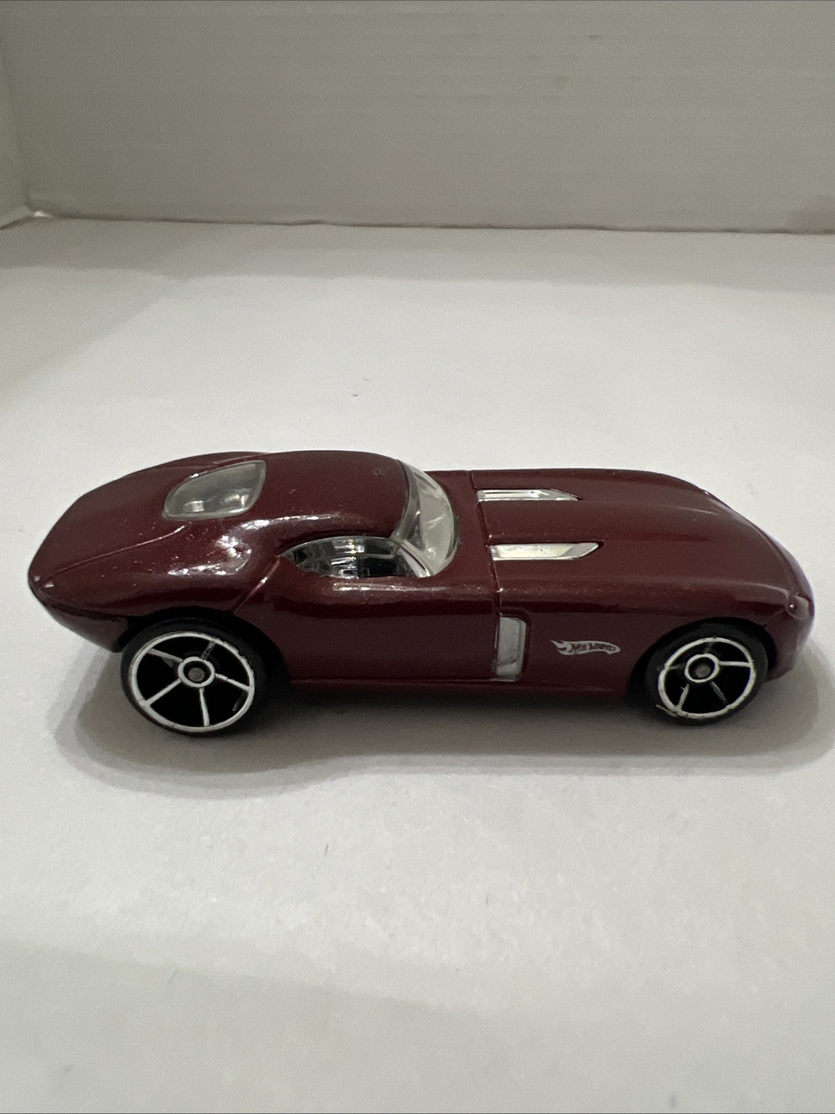 Hot Wheels 2009 Fast FeLion Metalflake Dark Red HW B04 Loose