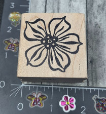 Magenta Five Petal Flower Dotted Center Lined Rubber Stamp Wood F53