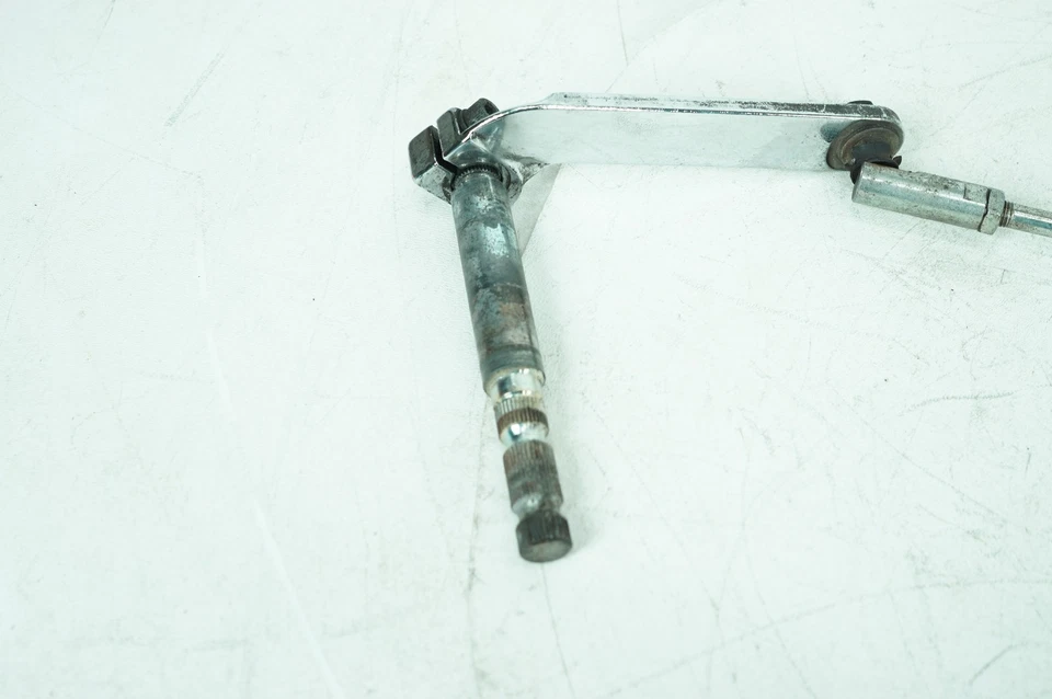 Harley Touring Police Electra 2007 FLHTPI palanca de cambios OEM con acoplamiento de varilla Foto 2 de 4