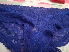 Vintage 2011 Victoria's Secret The Lacie Lace Cheeky Panties Size L