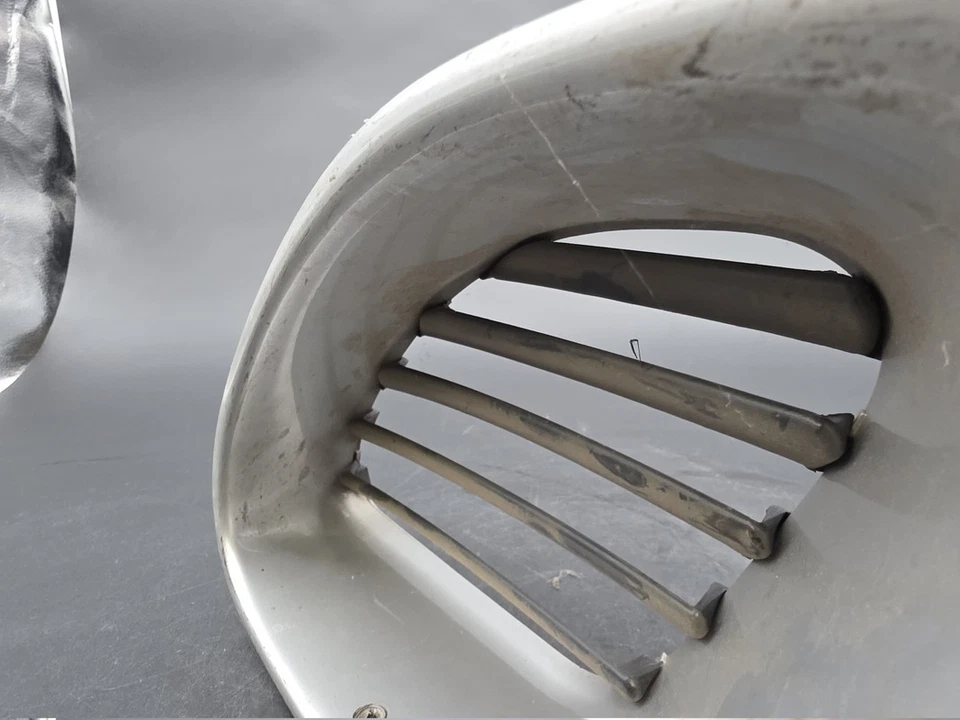1997-2002 Porsche Boxster Left Quarter Panel Engine Air Intake Vent OEM Used Foto 2 de 4