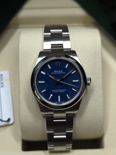 NEW 5/2026 Rolex Oyster Perpetual 31mm 277200 Med Blue Dial Unworn