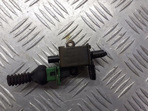 Volkswagen PASSAT B5.5 2001 Benzin 142kW Turbolader Druckwandler Magnetventil