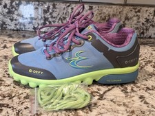 G DEFY VersoShock III Comfort Fit Gravity Defyer Blue Purple Green Shoe Womens 9