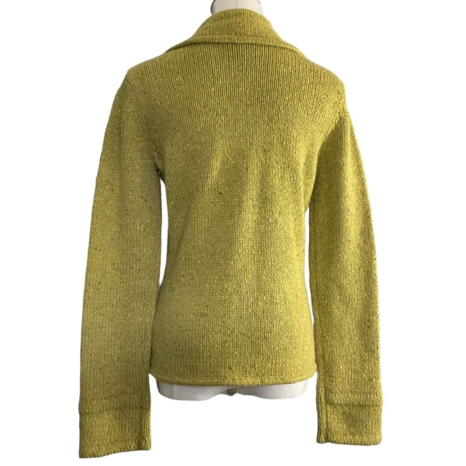 Cárdigan suéter tejido verde con botones Liz Claiborne talla pequeña    Foto 2 de 4