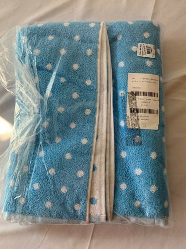 Brand New Set of 3 Pottery Barn Blue w/ White Polka-Dots Bath Towels — "Daniel" - Picture 3 of 7