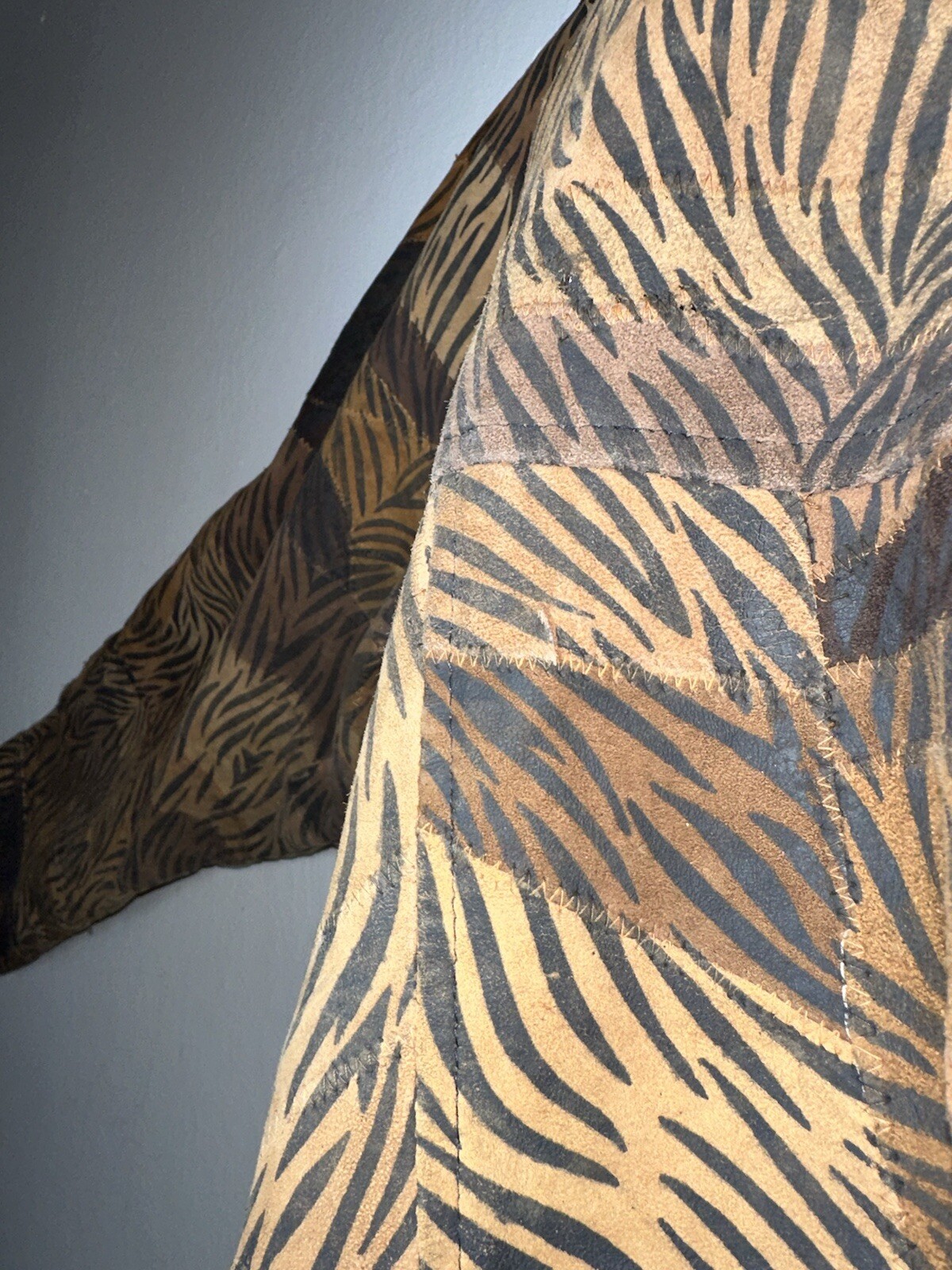 Vintage Suede Jacket, Tiger Strip Patchwork ADVAN… - image 8