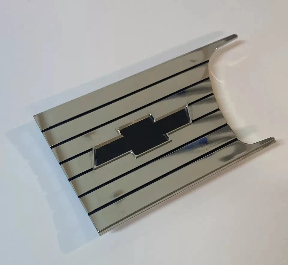 NEW 1957-1958 CHEVY CAMEO TRUCK FRONT BED BOWTIE PLATES SAIL PLATES CHROME - Image 4 of 4