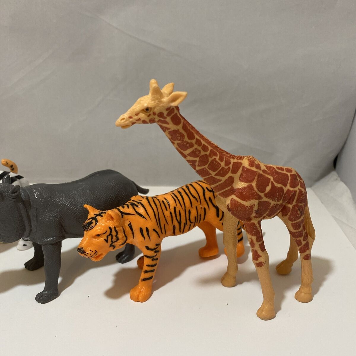 Greenbrier International 80s Animal Safari Lot of Giraffe Greenbrier International 80s Animal Safari Lot of Giraffe