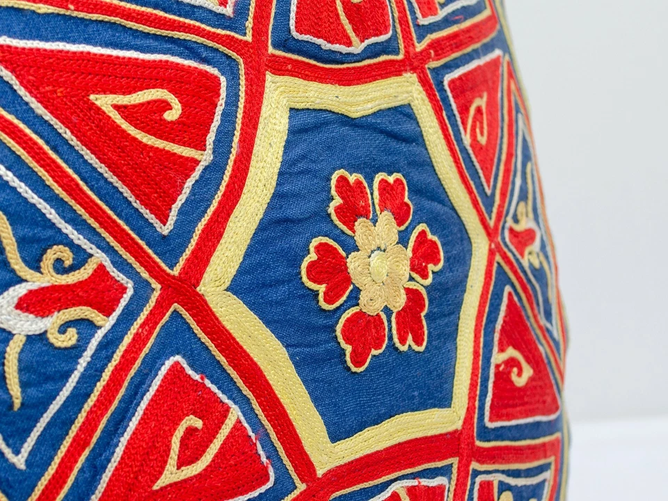 Blue Medallion Suzani pillow cover Silk on Silk hand work Best Embroidery Suzani - Image 4 of 4