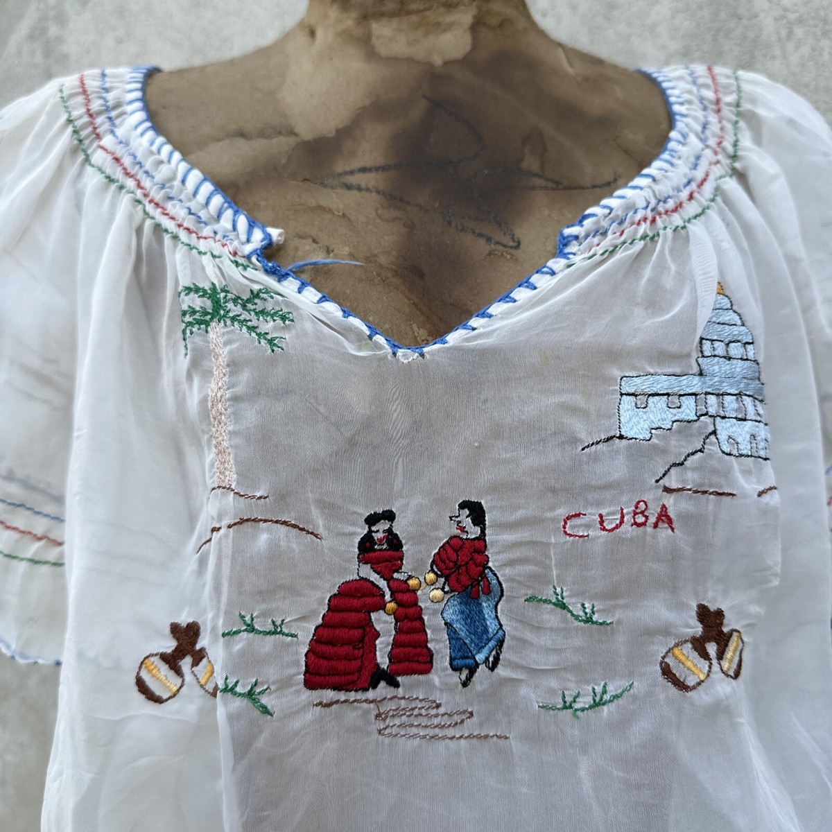 Vintage 1930s 40s Cuban Folk Souvenir Blouse Embroidered Peasant