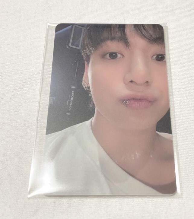 BTS Jungkook Golden Weverse Lucky draw PVC Limited POB Photocard