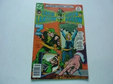 GREEN LANTERN #94  MAY 1977  *SIGNED BY MIKE GRELL ON SPLASH PAGE*   FN 6.0