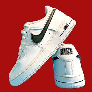 childrens nike trainers size 11