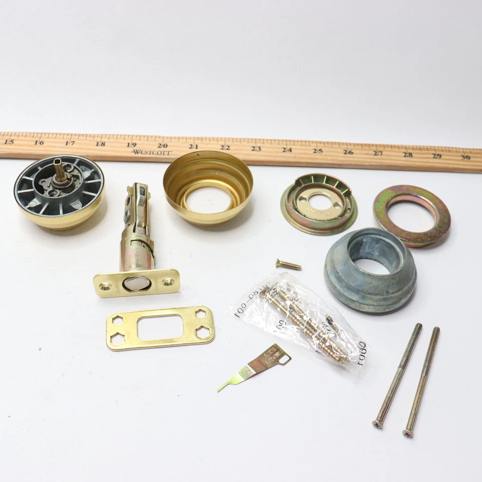 Kwikset Double Cylinder Deadbolt Polished Brass - Missing 1 Keyhole / No Keys - Image 4 of 4