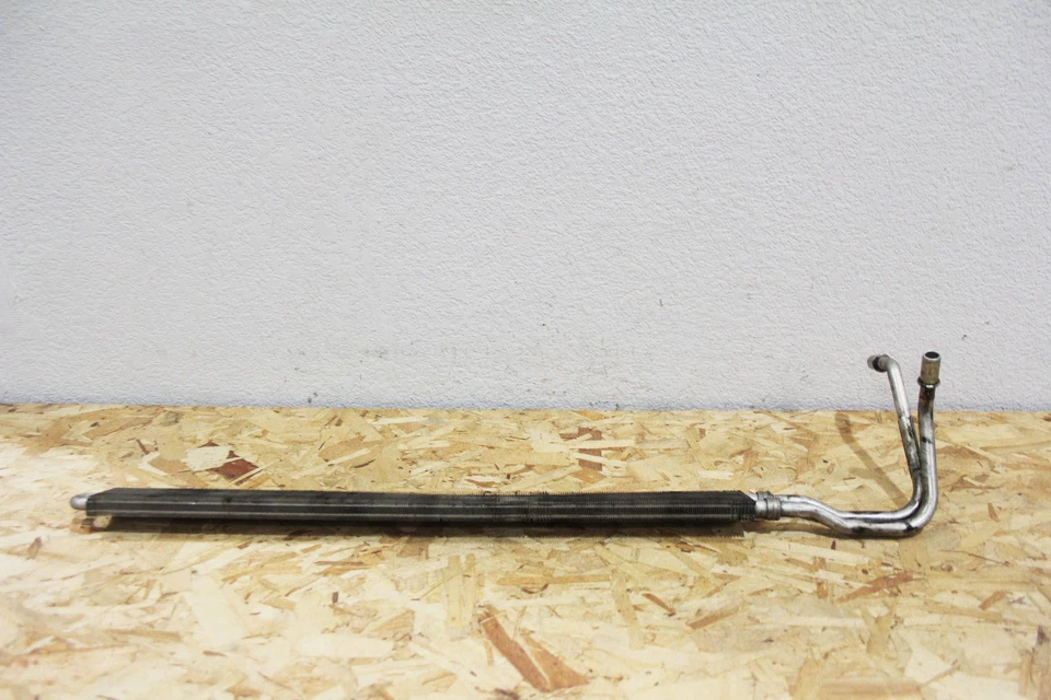 M10390 2003-2005 Land Rover Range Rover dirección asistida fluido enfriador de aceite fabricante de equipos originales Foto 2 de 4