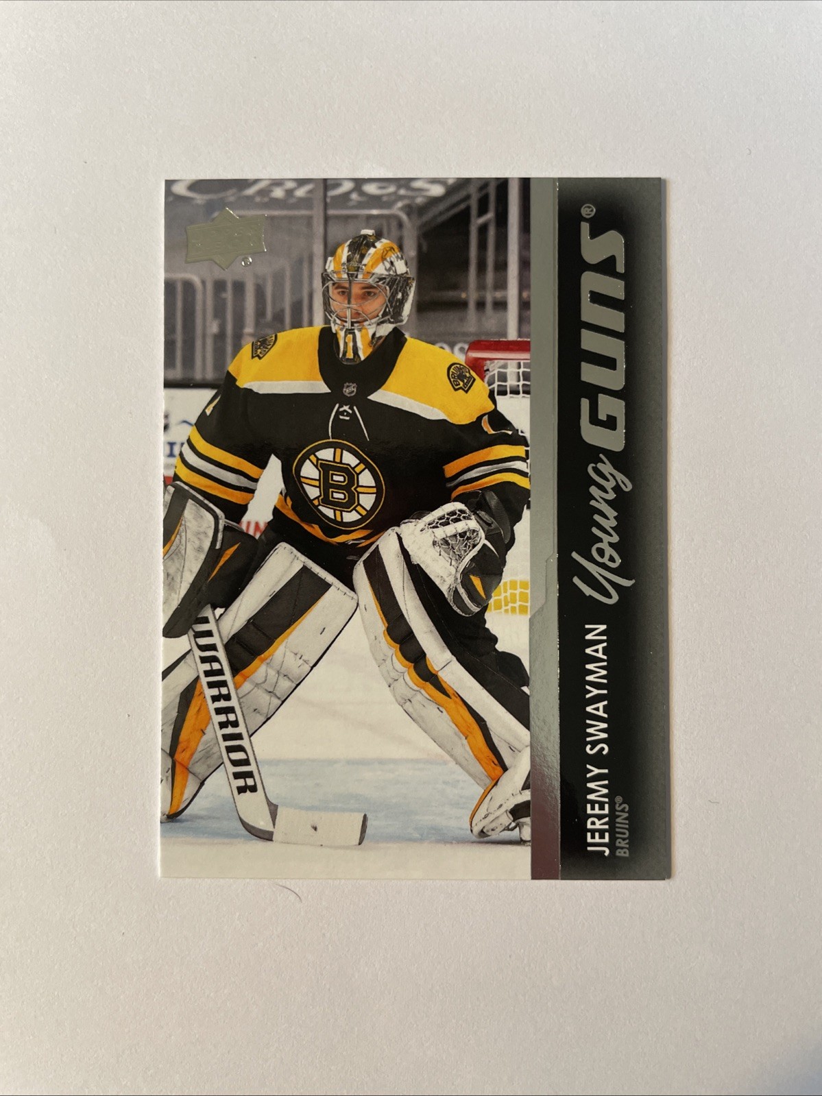 2021-22 Upper Deck Series 1 - Young Guns Jeremy Swayman #226 (RC)