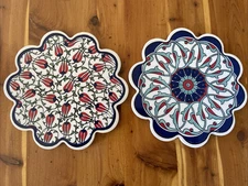 SET OF 2 TRADITIONAL IZNIK TURKISH CERAMIC TRIVET, WALL HANGING, COASTER FLORAL