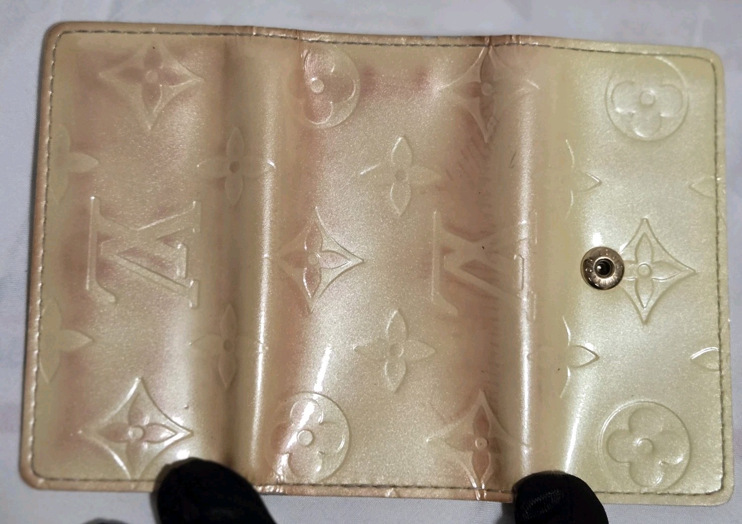 LOUIS VUITTON Multicles Perle Monogram Vernis - M… - image 4